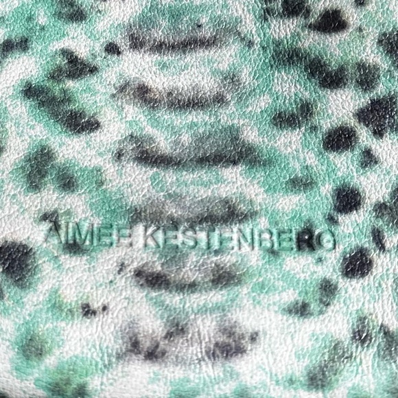 Aimee Kestenberg Leather Zippered Pouch With Turquoise/Green Snake Print New! - Picture 4 of 6